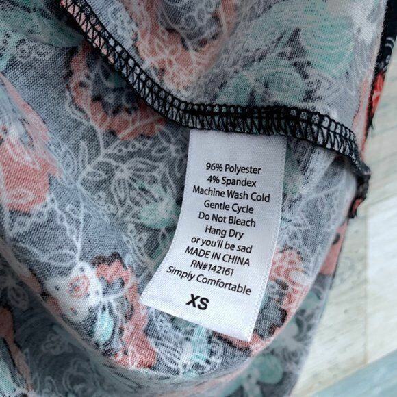 LuLaRoe Irma High Low Tunic Top Black Green Red Floral Print Womens XS - Picture 4 of 5